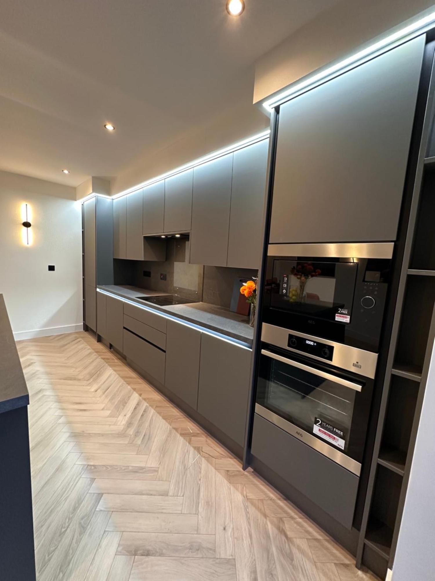 R5 - Luxury Private Ensuite Self-Contained Room - Newly Renovated هالزوين المظهر الخارجي الصورة