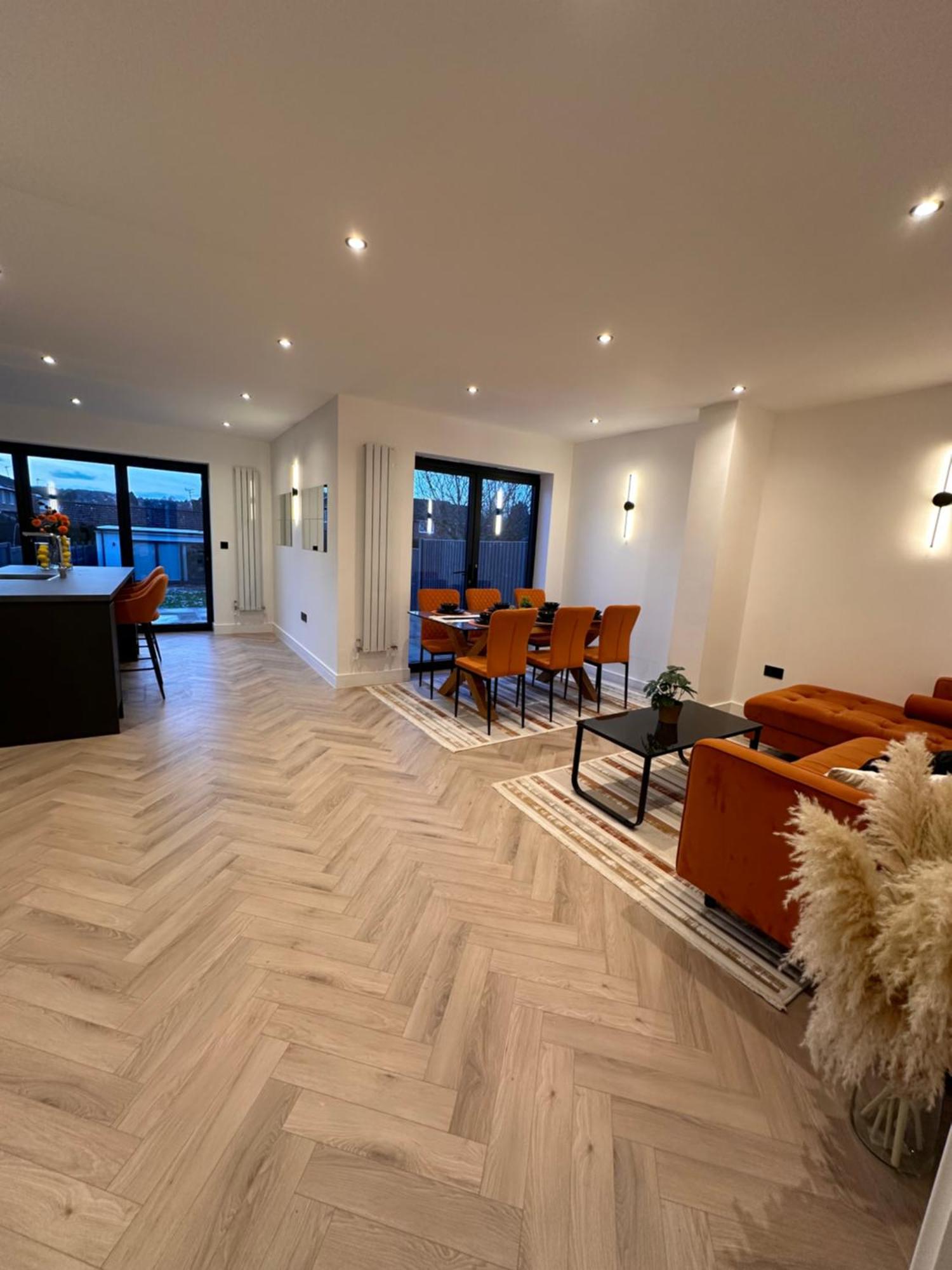 R5 - Luxury Private Ensuite Self-Contained Room - Newly Renovated هالزوين المظهر الخارجي الصورة
